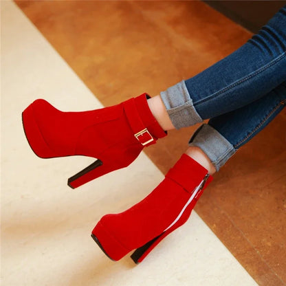 DANA Lace Up Fall Platform Boots