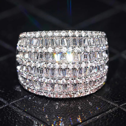 Huitan Charming Inlaid Bright Cubic Zirconia Silver Rings