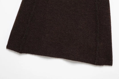 Falda mini ajustada de punto de manga larga con cuello redondo