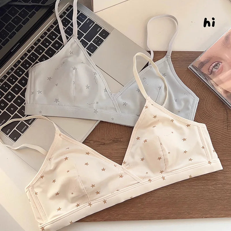 حمالة صدر ملابس داخلية رفيعة على شكل مثلث فرنسي مع صدر صغير