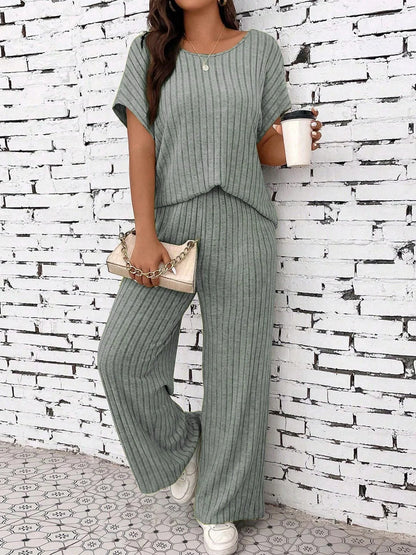Plus Size Short Sleeve T-shirt & Straight Leg Set