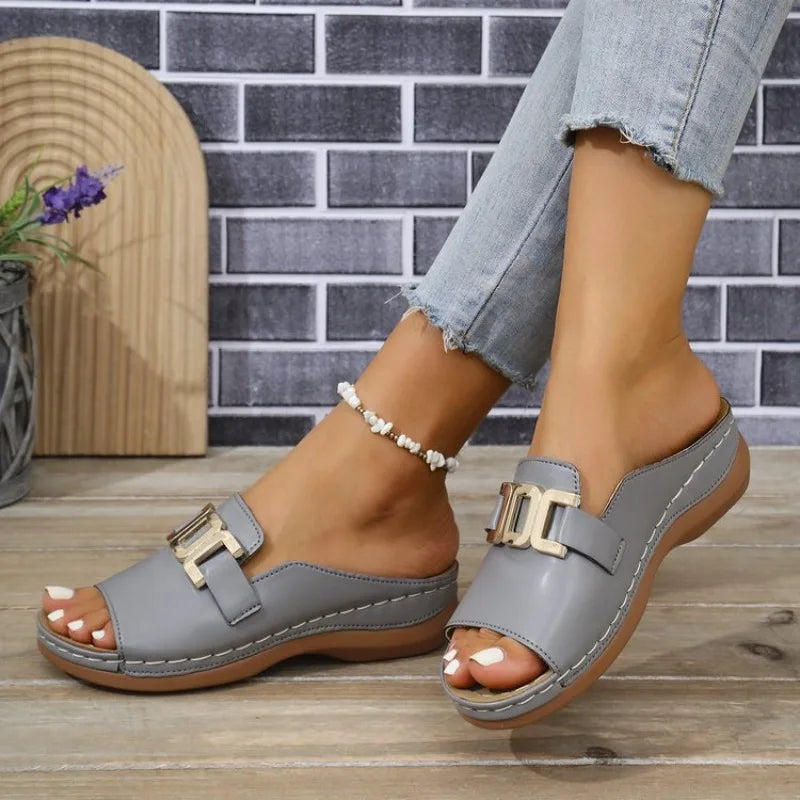 Casual Thick Bottom Metal Buckle Fish Mouth Slippers