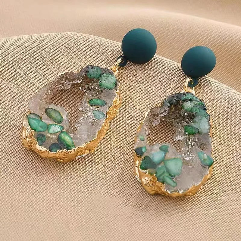 DANA Vintage Emerald Irregular Earrings