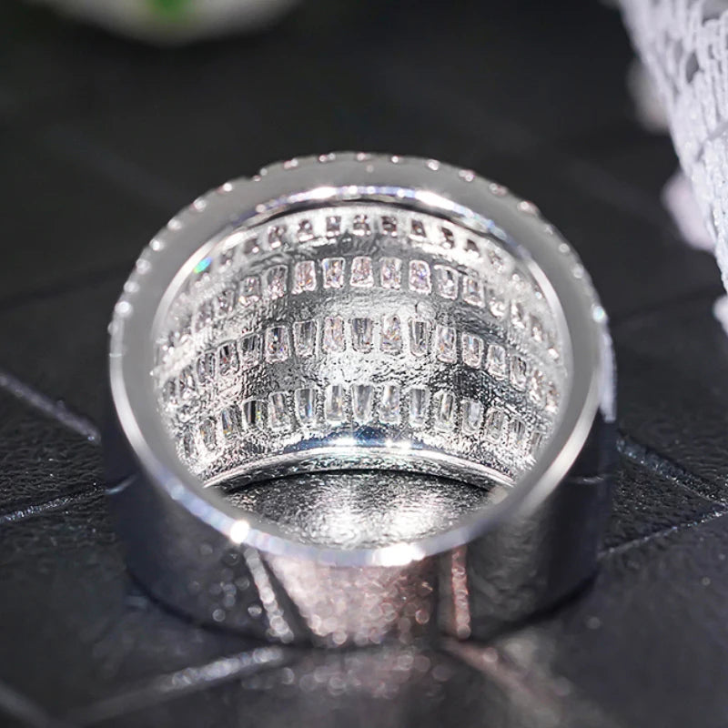 Huitan Charming Inlaid Bright Cubic Zirconia Silver Rings