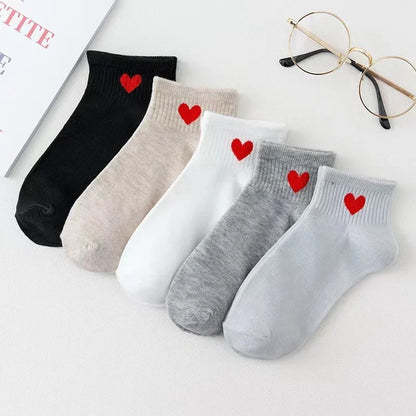 5 pares de preciosos calcetines de algodón con corazones