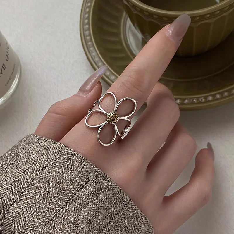 DANA 925 Silver Flower Ring
