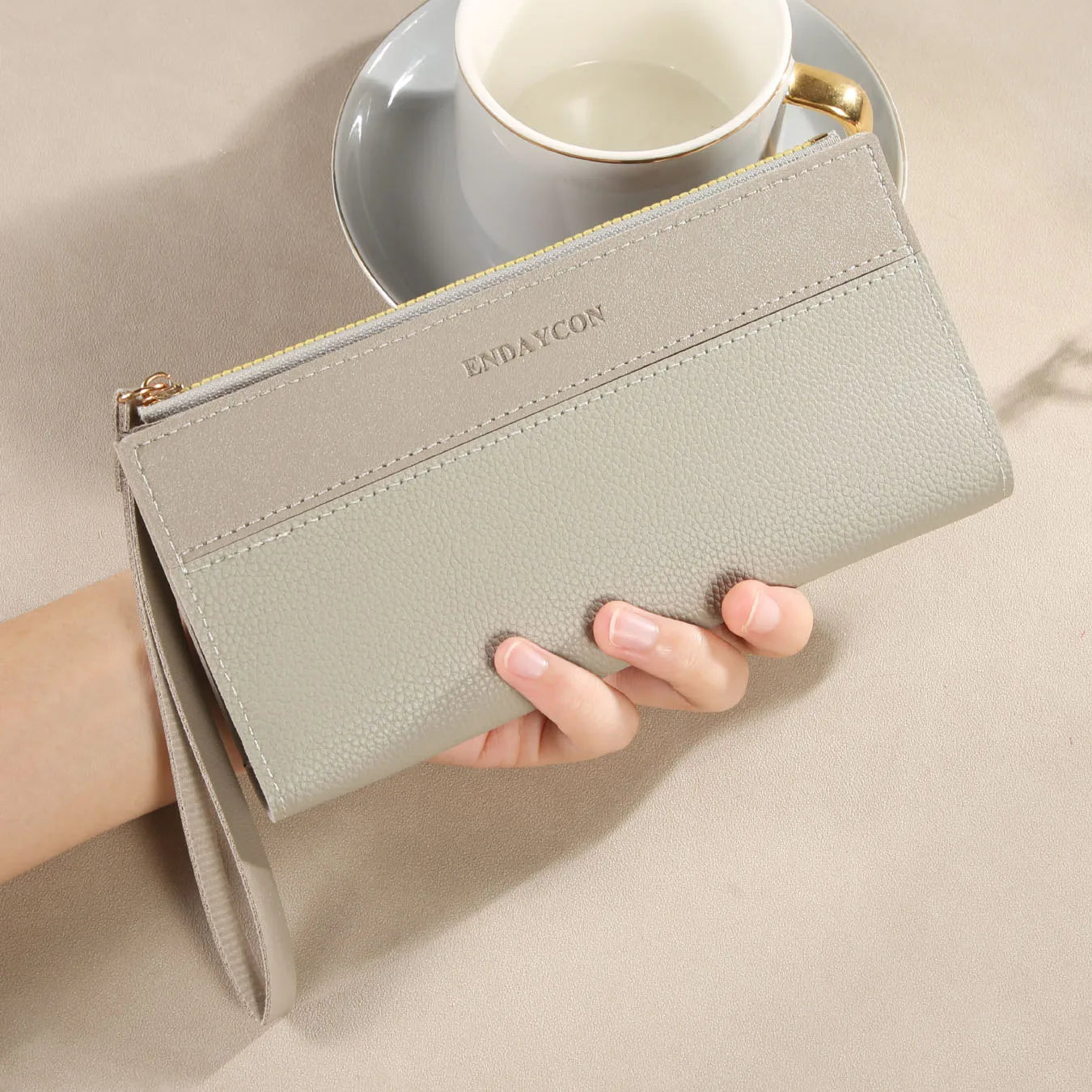 Long tassel multi-card holder Wallet