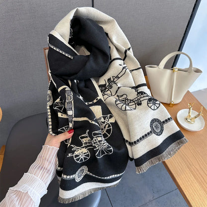 Elegante chal de cachemir con estampado de caballos