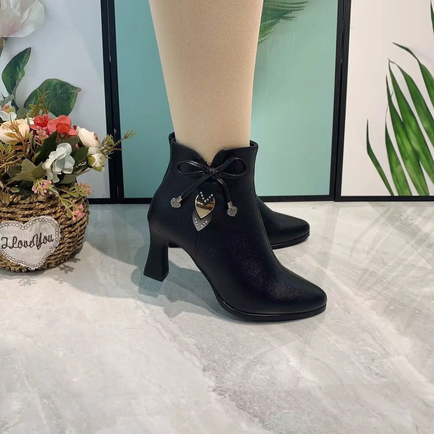 DANA high-heeled boots
