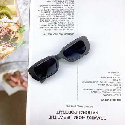 Cute Vintage Frosted Rectangle Sunglasses