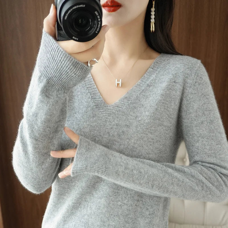 Cashmere V-neck Pullover