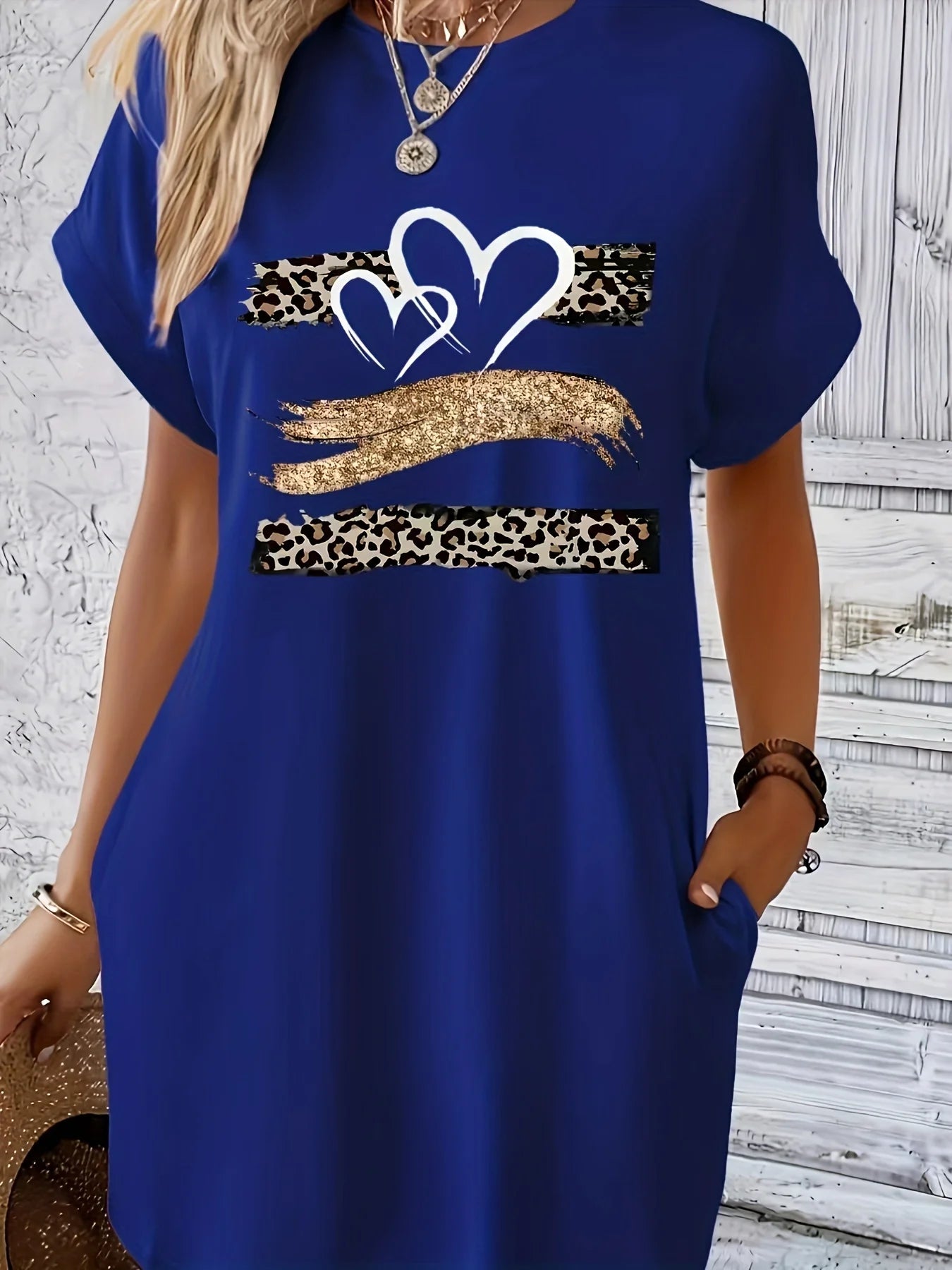 Casual Knit T-Shirt with Heart  Print Crew dress