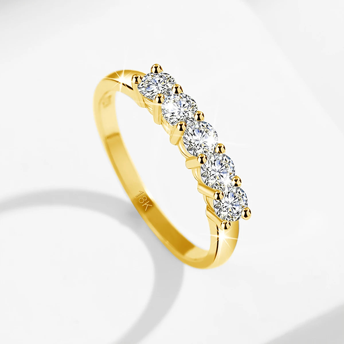 خواتم من الذهب عيار 18 قيراطًا مرصعة بخمسة أحجار مويسانيتي