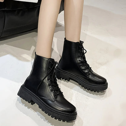 DANA Round Toe Square Cross Strap Boots