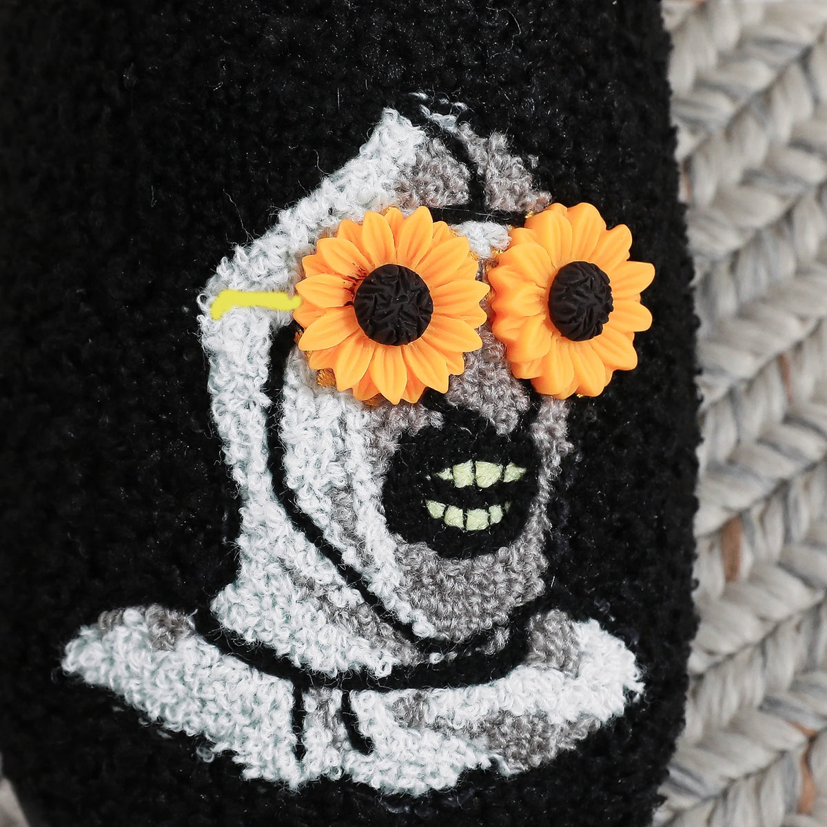 Black Halloween Horror Atlantis Clown Pattern Home Thick-Soled Fur Slippers