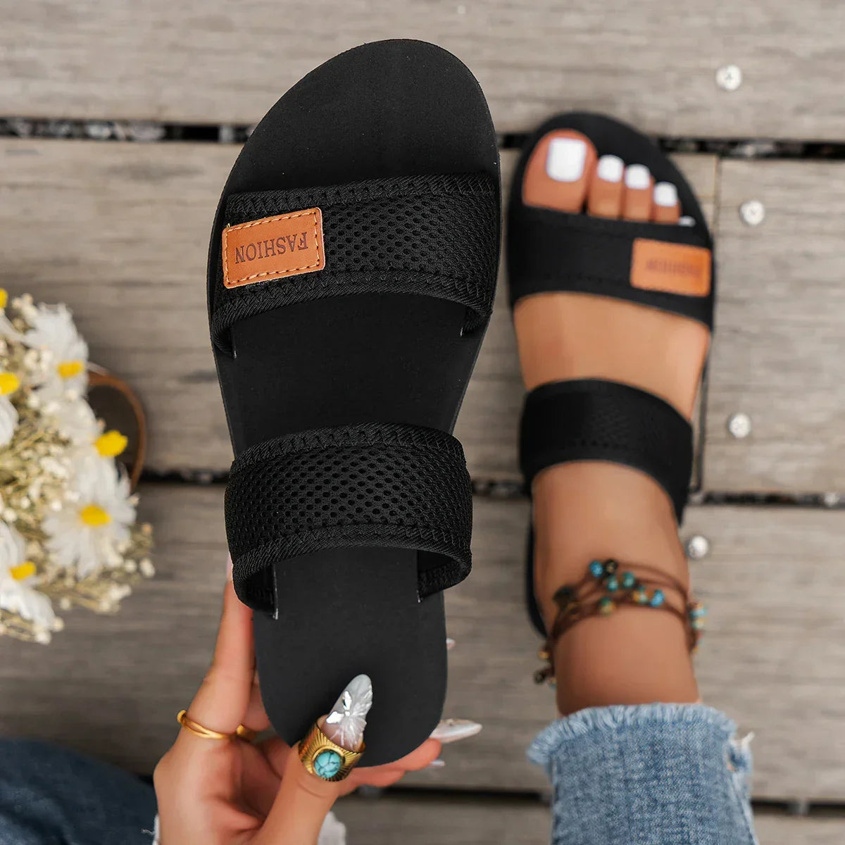 Toe-Open Flat Bottom Slip-On Mesh Material Slippers