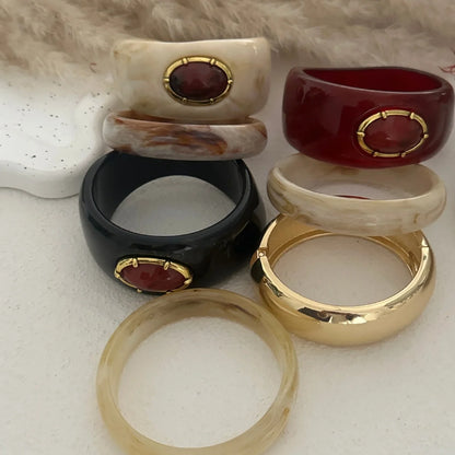 Vintage Irregular Resin Wide Bangle Inlaid Imitation Redstone Bracelets