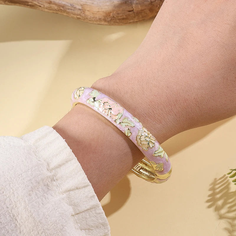 Vintage Enameled Flower Bangles Bracelet
