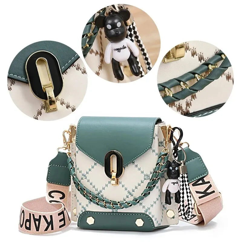 DANA  Chain Leather Diamond Lattice Bag