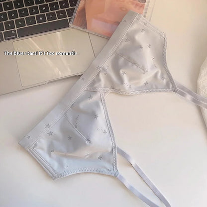 حمالة صدر ملابس داخلية رفيعة على شكل مثلث فرنسي مع صدر صغير