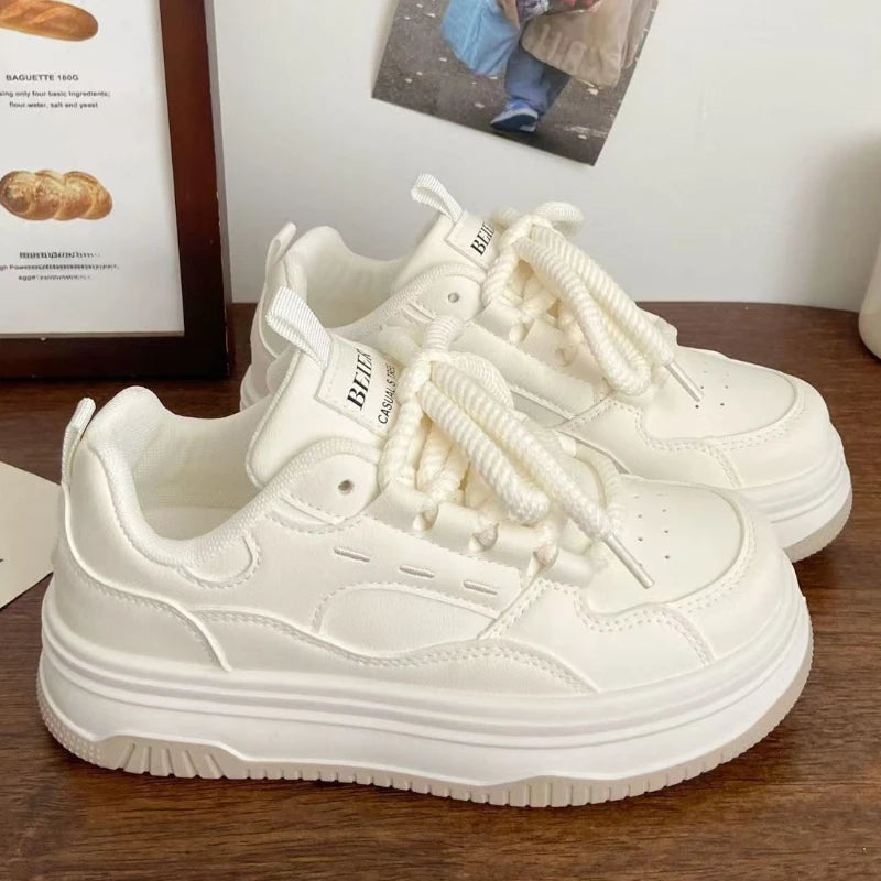 Round toe Lace-up White Thick-soled Vulcanized Flat-soled Sneakers