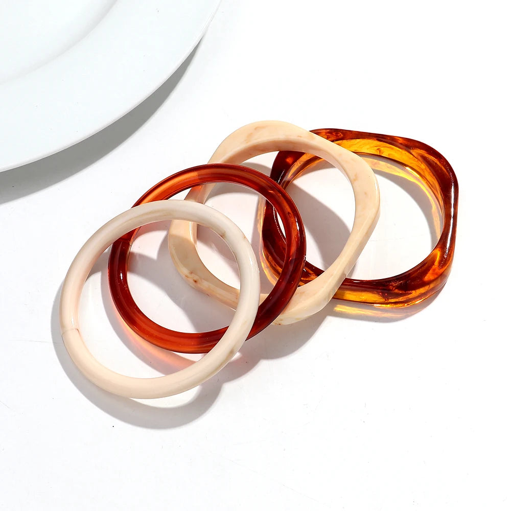 4pcs Retro Amber Beige Resin Geometric Bangles Acrylic Cuff Bracelets