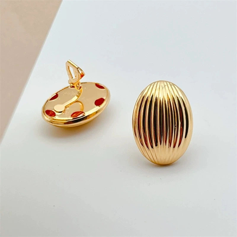 Vintage Geometric Striped Oval Clip on Earrings