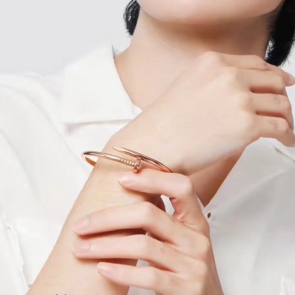 DANA Hip hop curved stainless steel bracelet