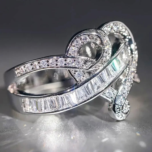 Huitan Heart Design Inlaid Shining Cubic Zirconia Elegant