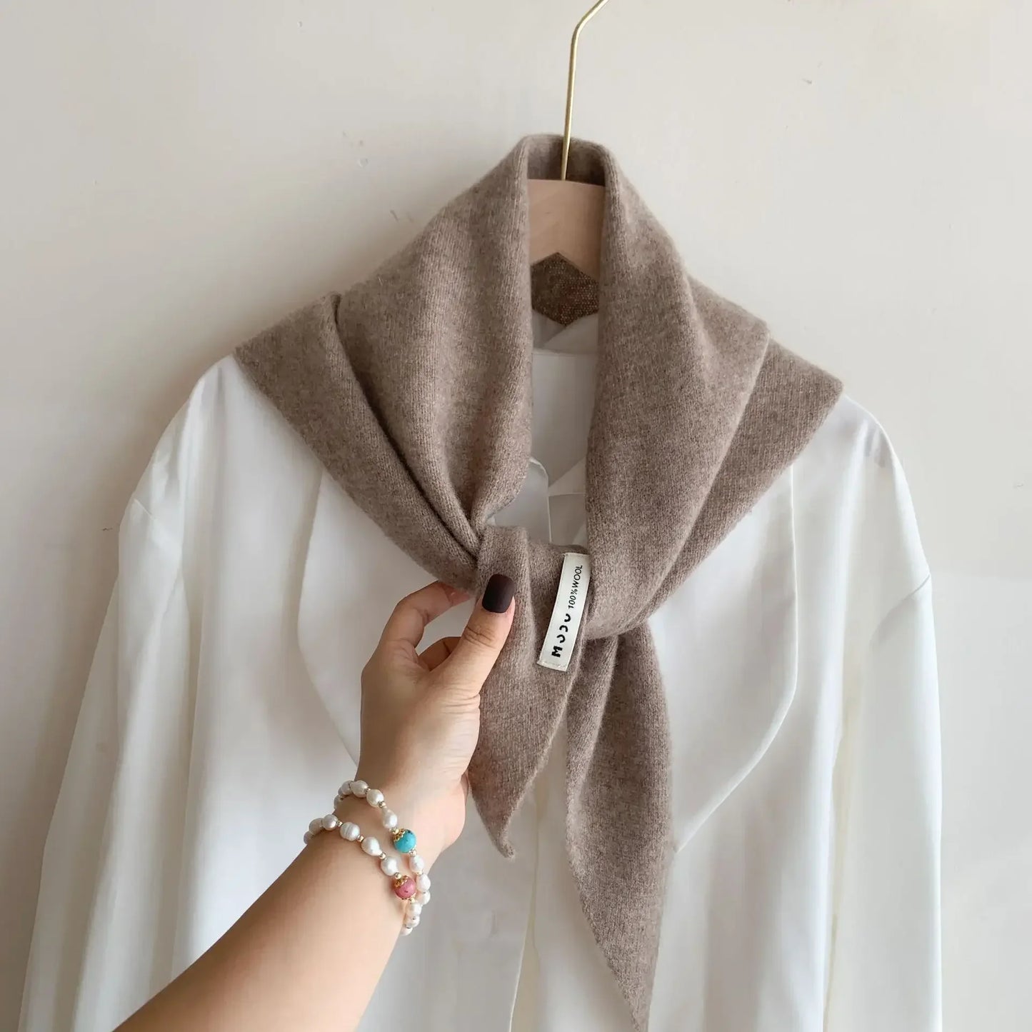 Bufanda triangular británica coreana Nicho