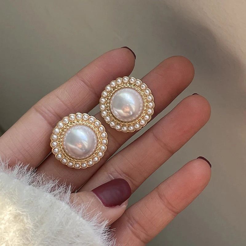 DANA Vintage Circle Drop Earrings