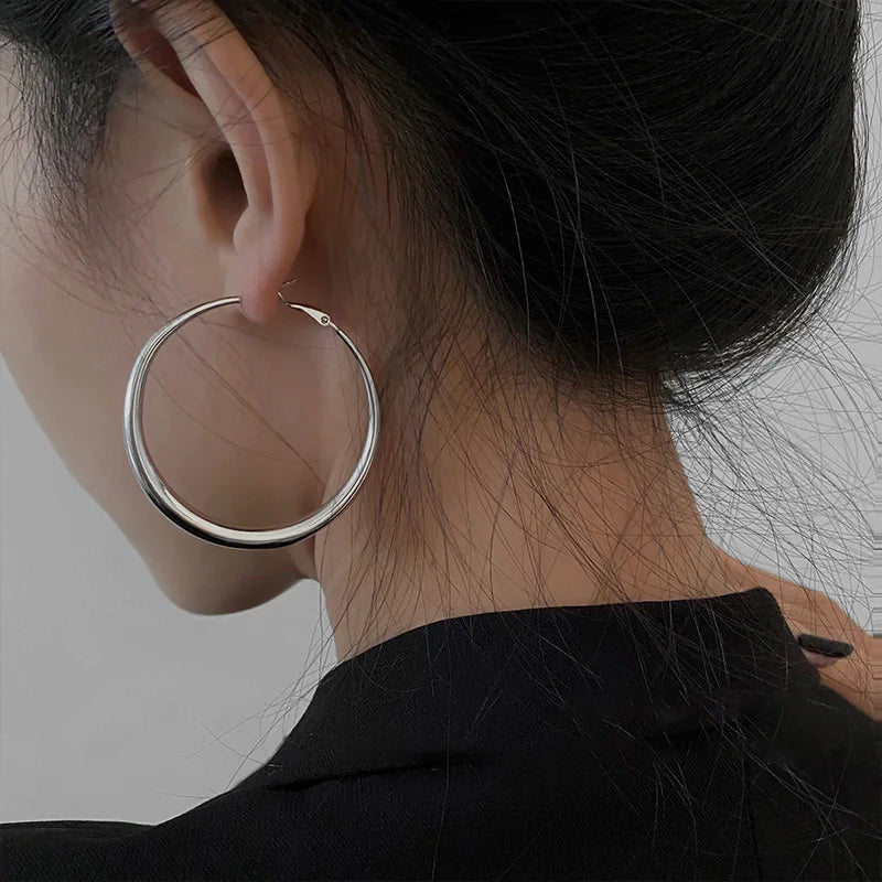 DANA Exaggerated Big Circle Hoop Earrings