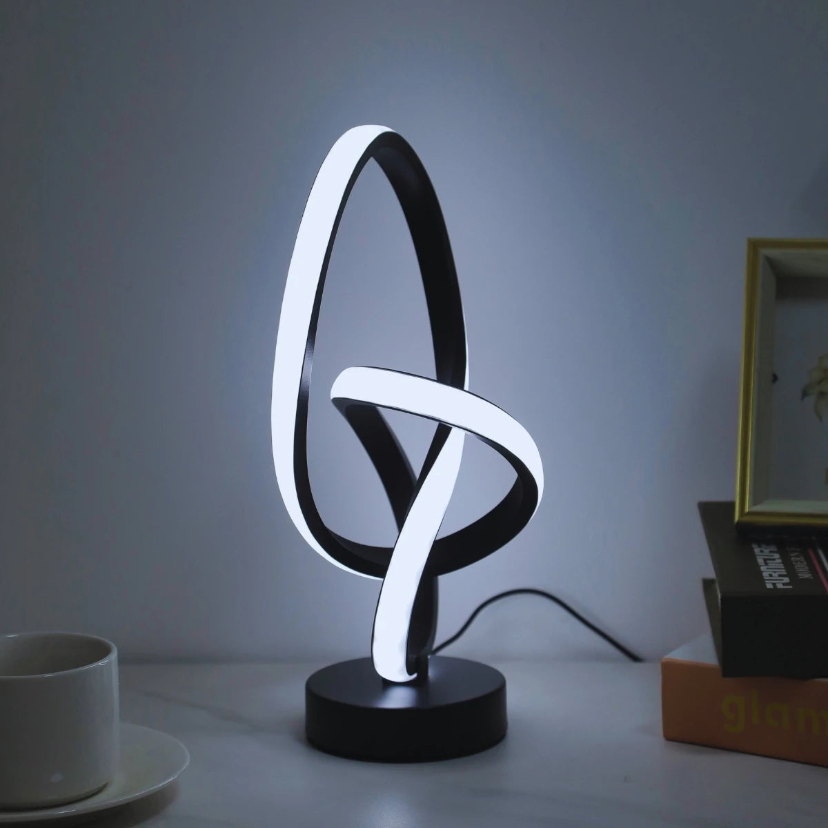 Creative LED desk lamp with USB 3 color adjustable