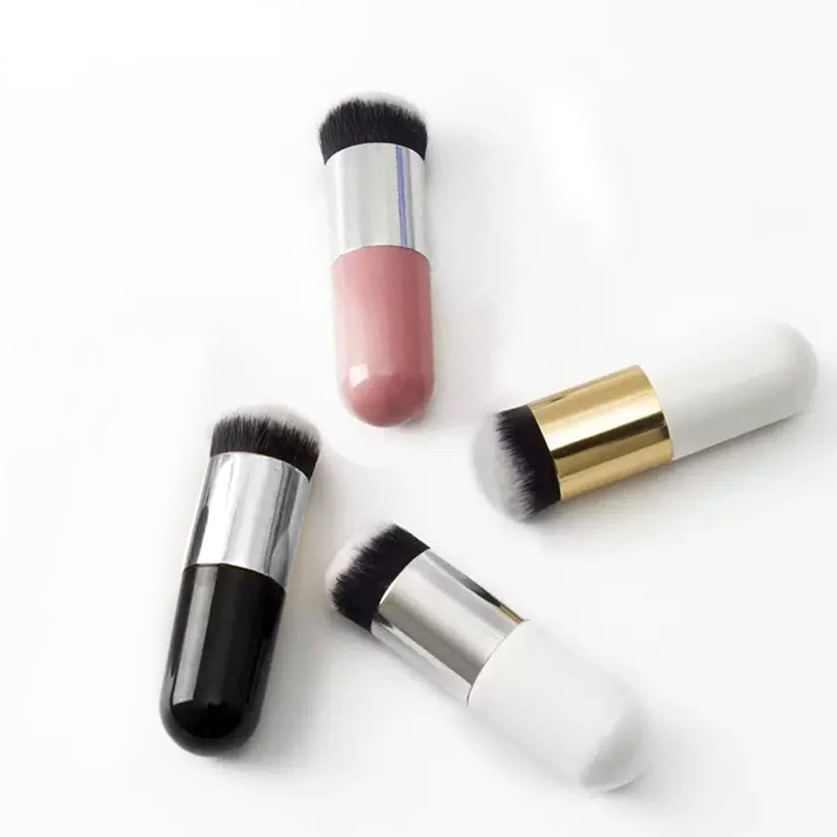 Short Haired Mushroom Head Foundation Brush