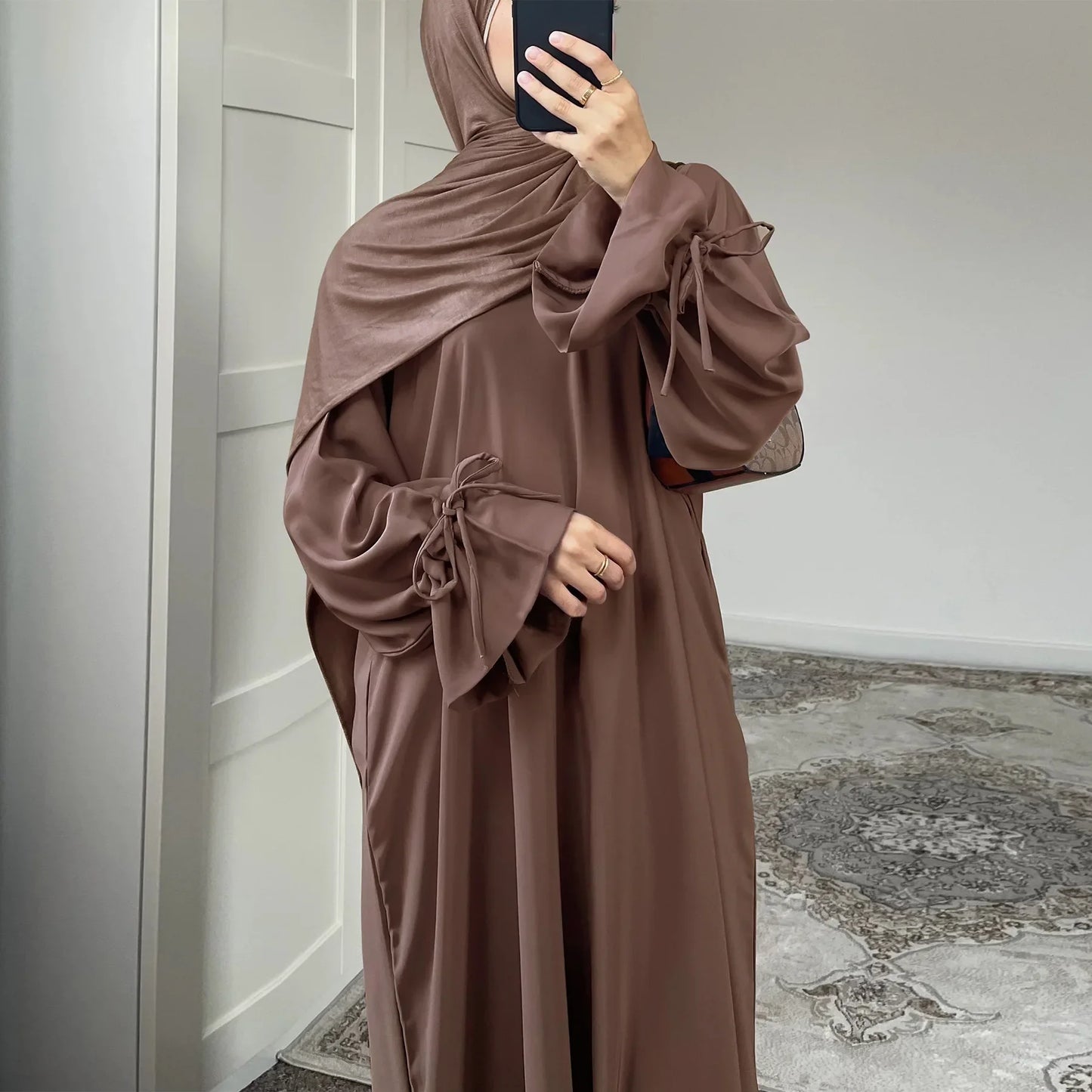 عباية مسلمة بفيونكة رداء طويل قفطان