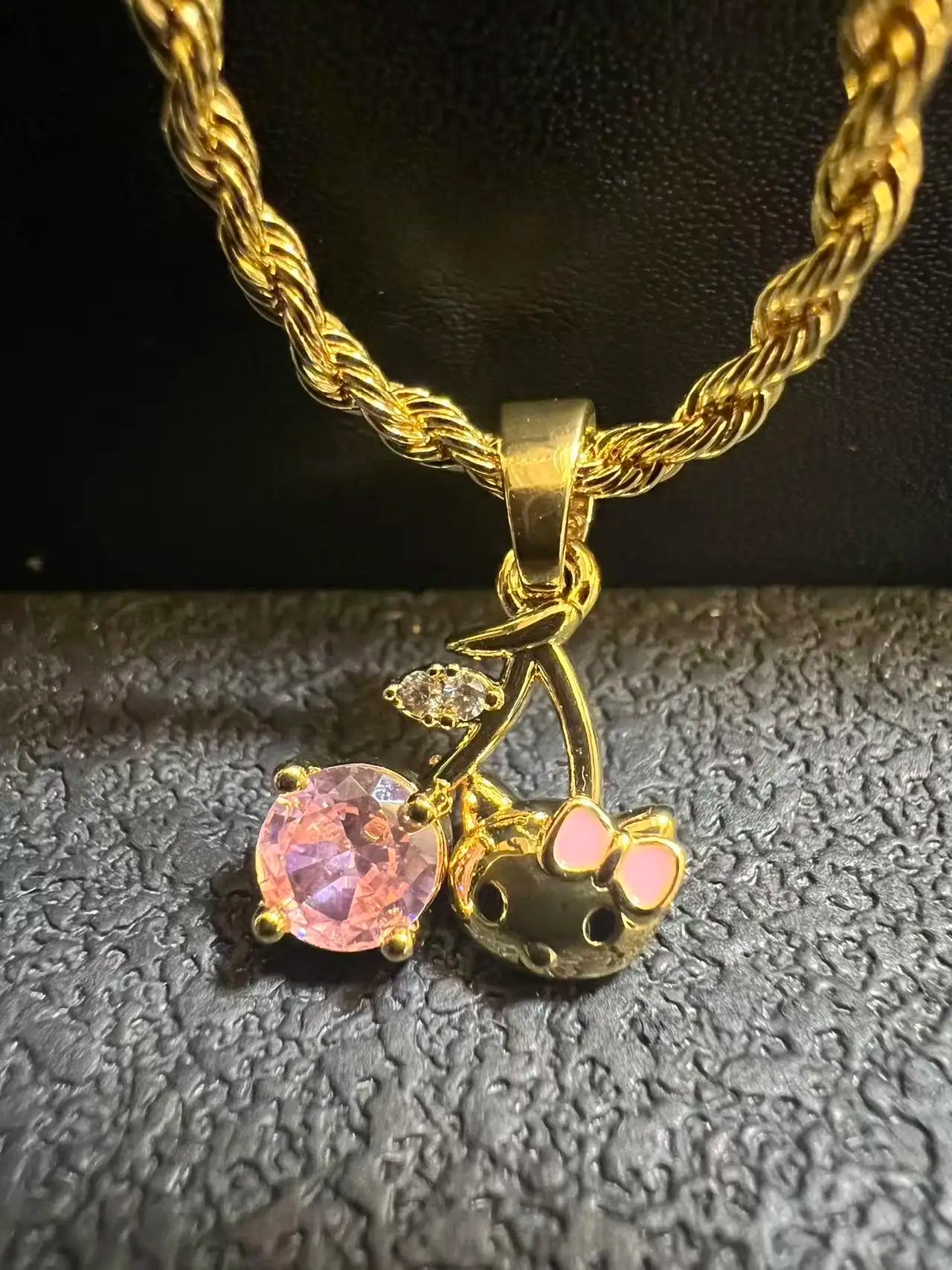 18K Gold Rope Chain Heart Pendant Necklace