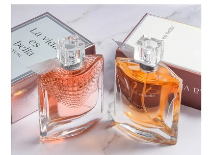 Perfume sexy con aroma floral a rosas