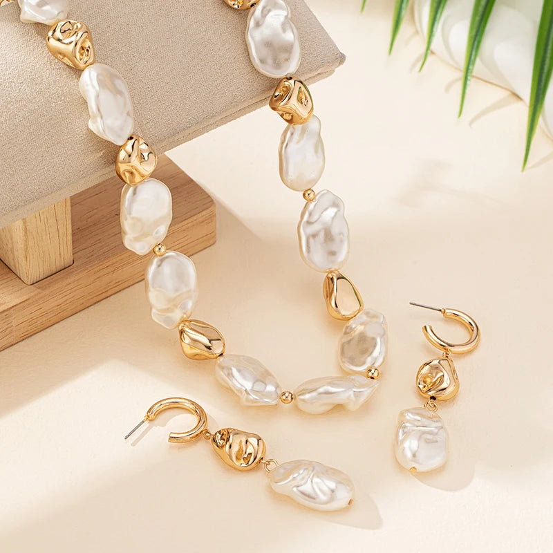 Elegant Palace Style Pearl Necklace Earring Jewelry Set