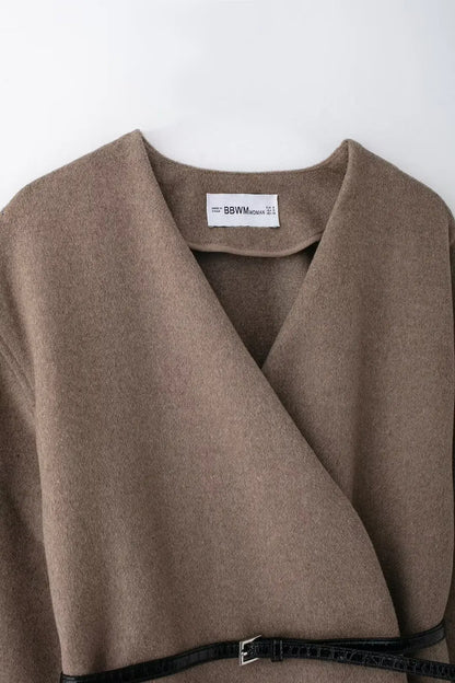 Chaqueta suave de manga larga con cuello en V y cinturón cruzado