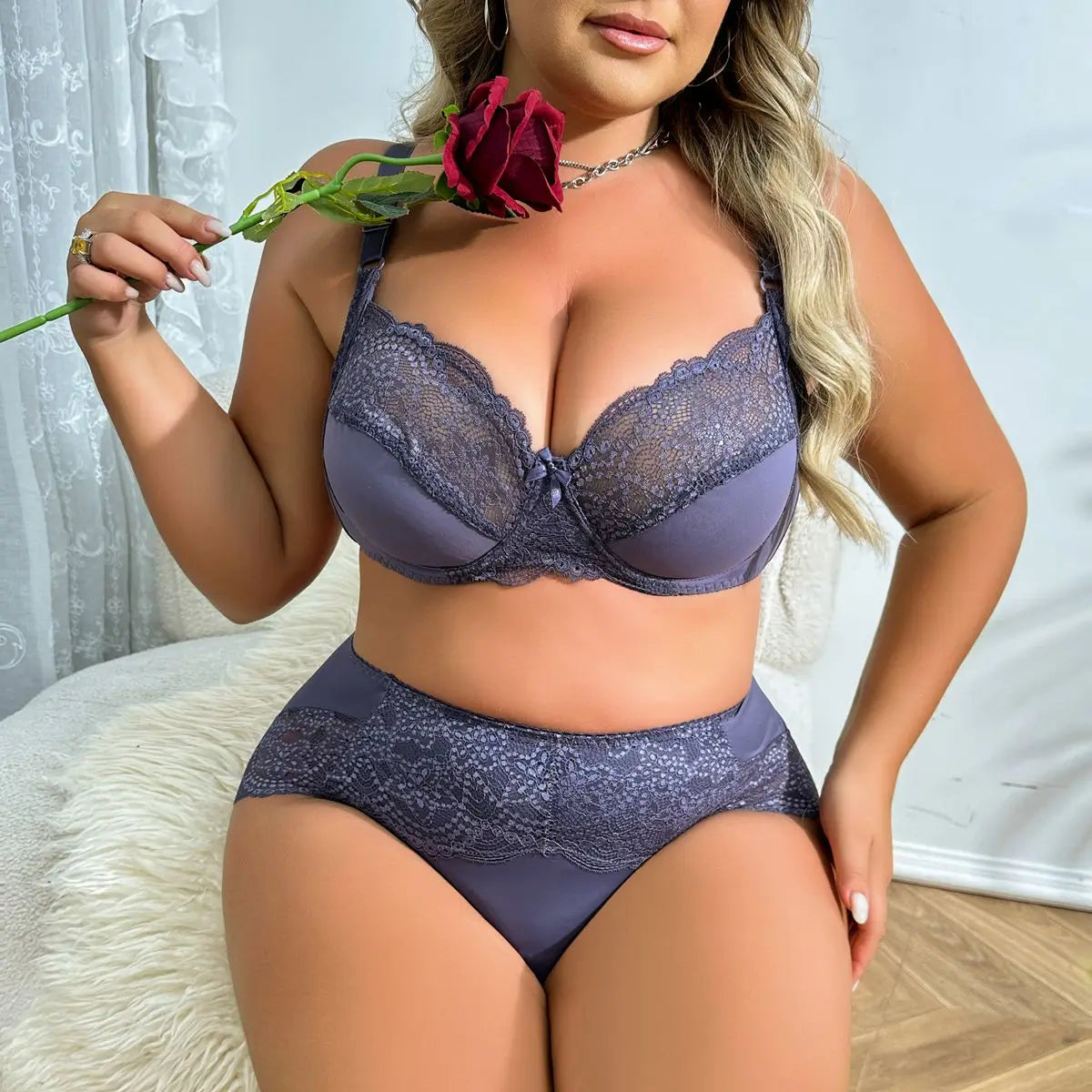 طقم ملابس داخلية مثيرة بمقاس كبير من الدانتيل من Beauwear