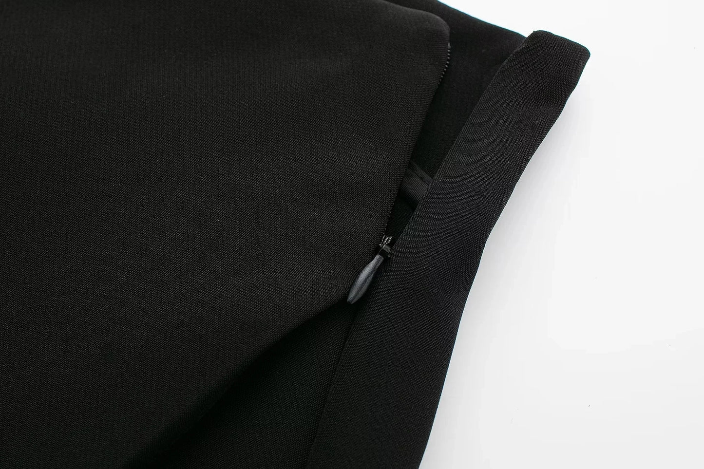 Falda marrón de talle alto