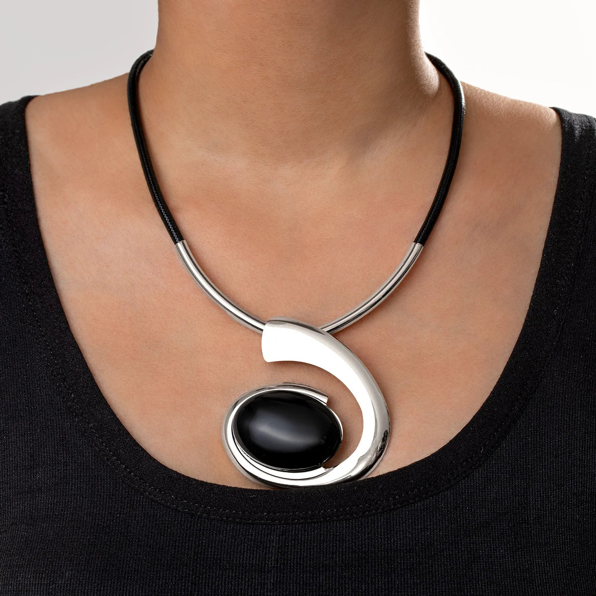 Exaggerated geometric spiral snail shaped oil drop pendant necklace