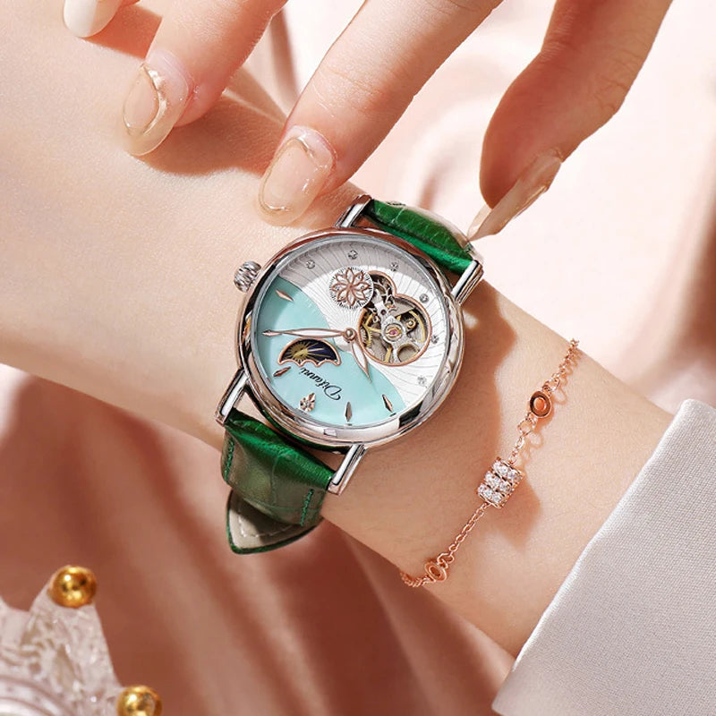 DANA Rotatable Flowers Watch