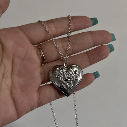 Romantic Heart Photo Locket Frame Pendant Necklace