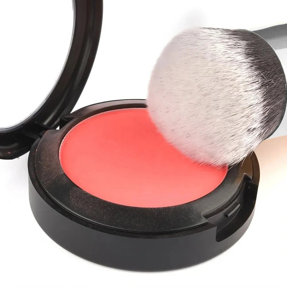 Short Haired Mushroom Head Foundation Brush