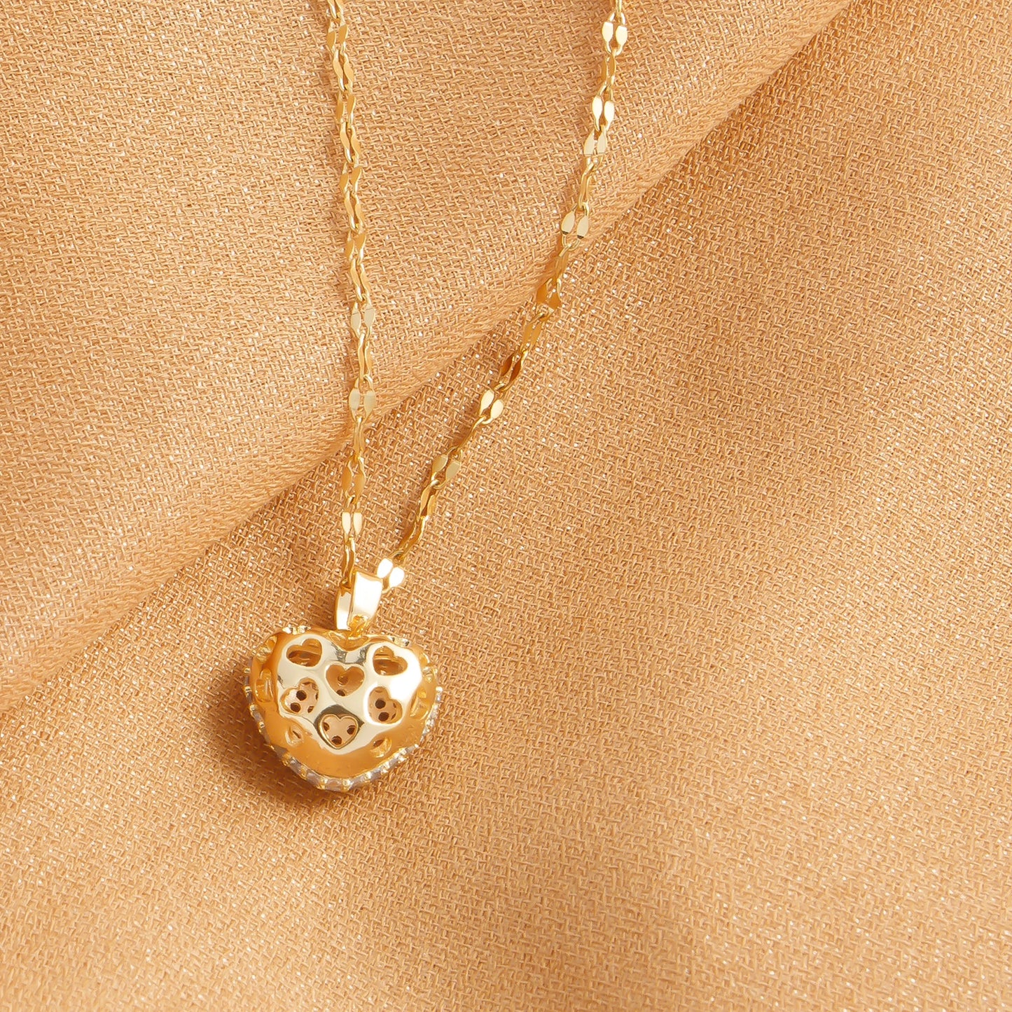 Cubic zirconia heart pendant necklace jewelry