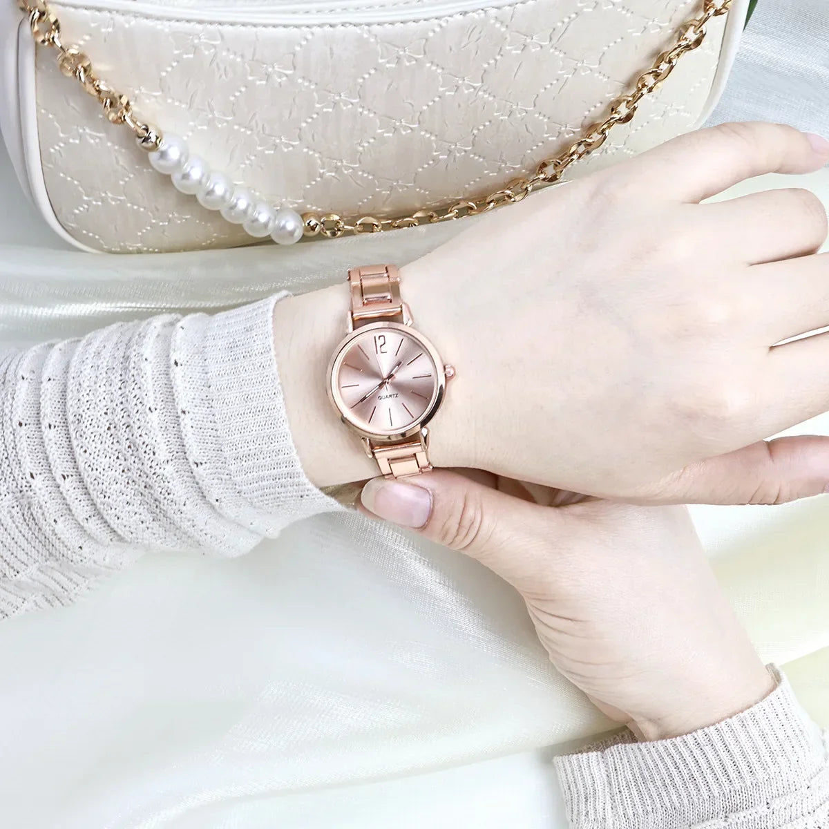 Small Dial Gold Quartz Wristwatches