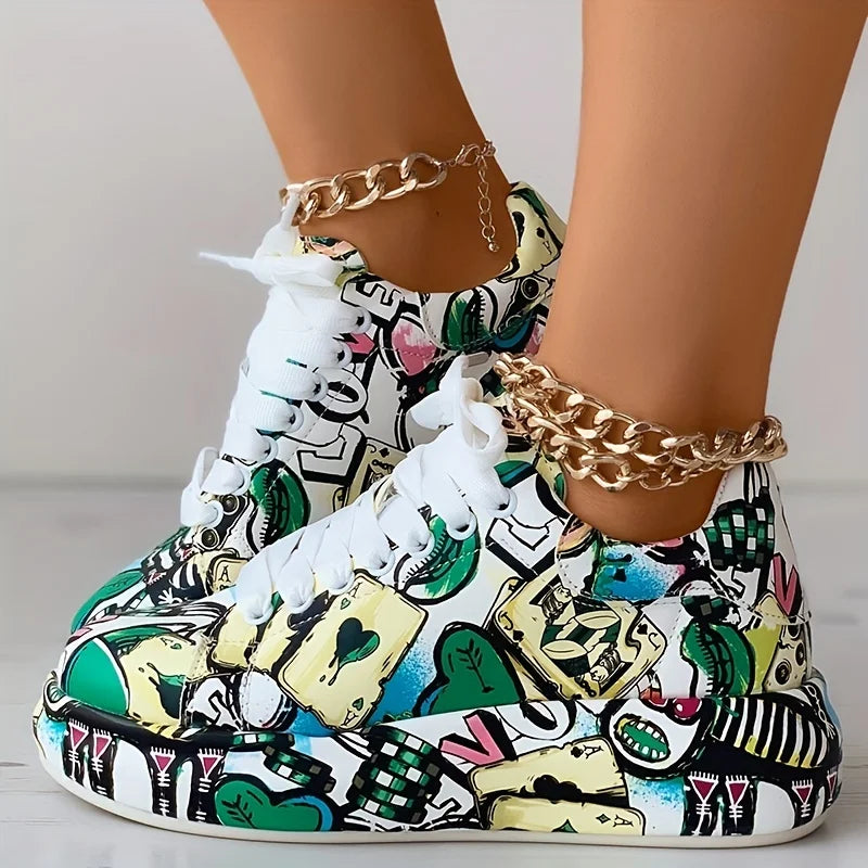 Graffiti Print  Low-top Platform Skateboard Sneakers
