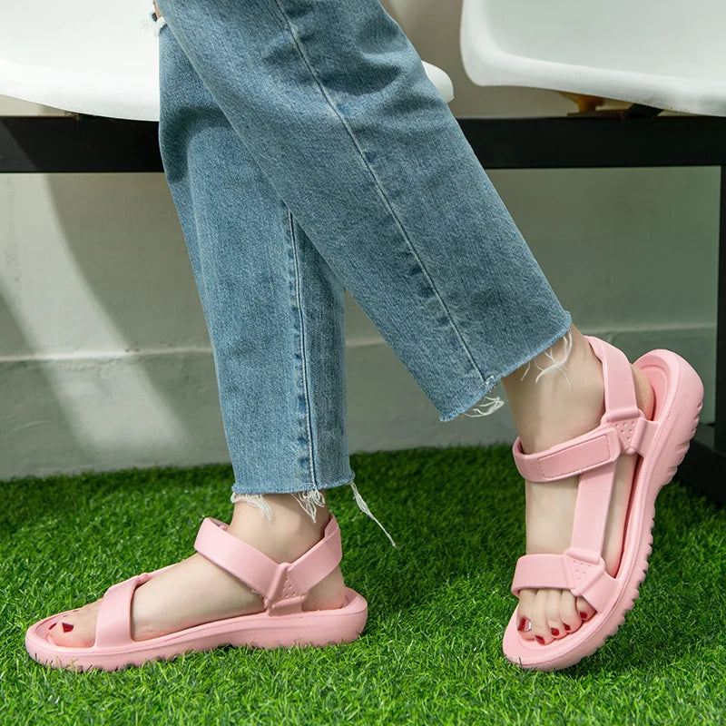 Unlock versatile sandals