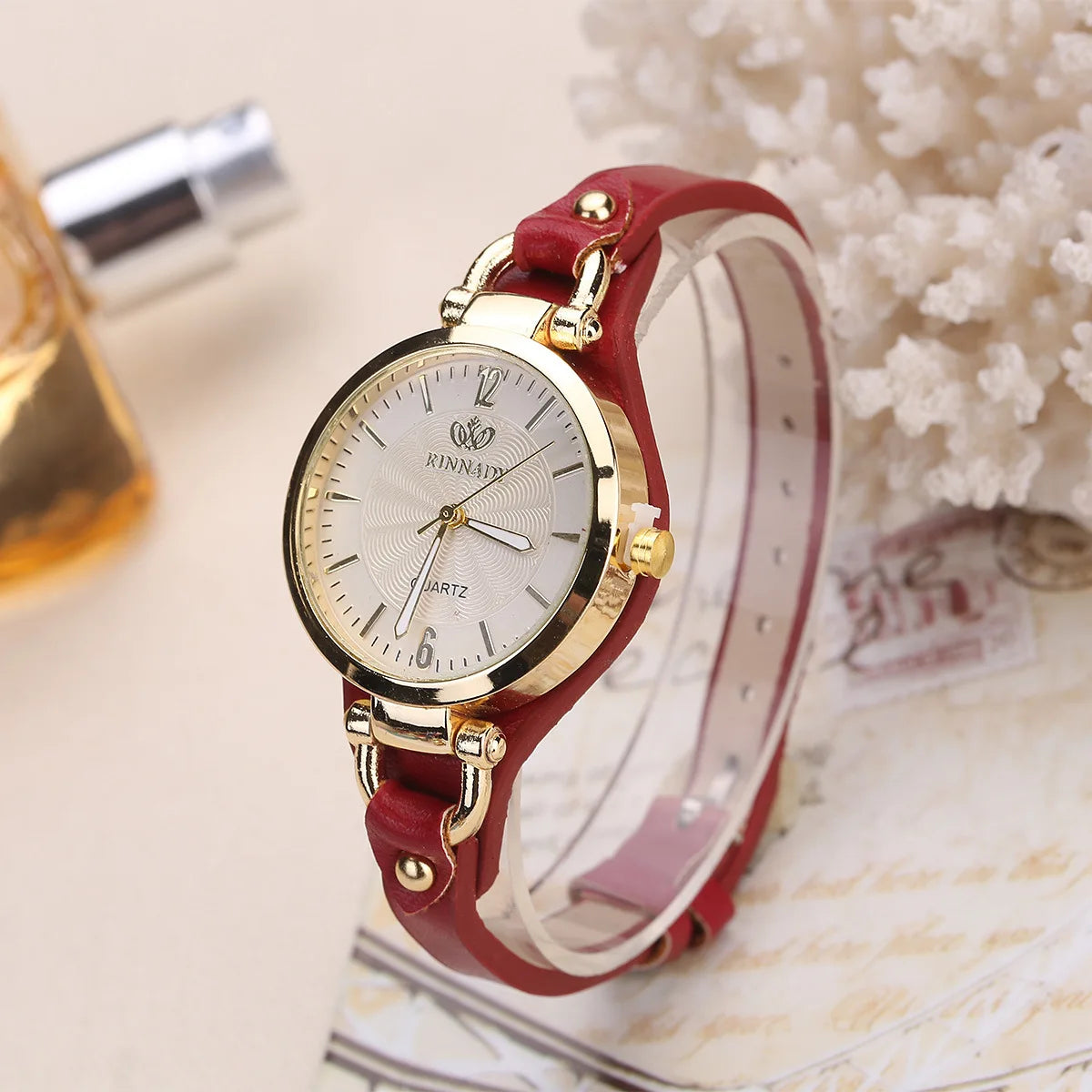 DANA Minimalist Luxurious Quartz Watch